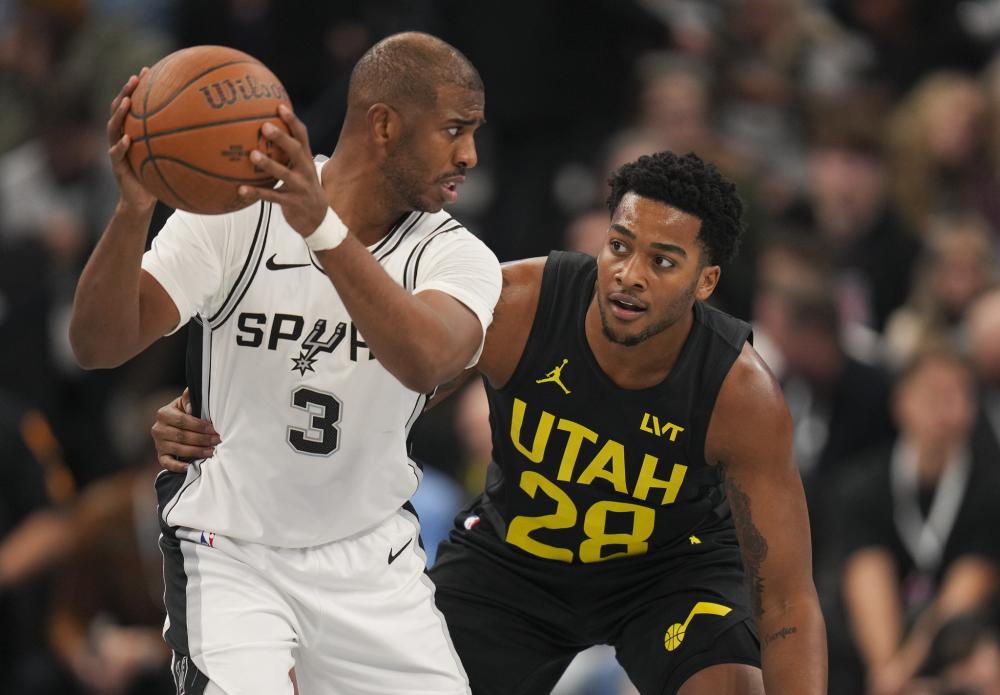 为牵制对手 为牵制对手