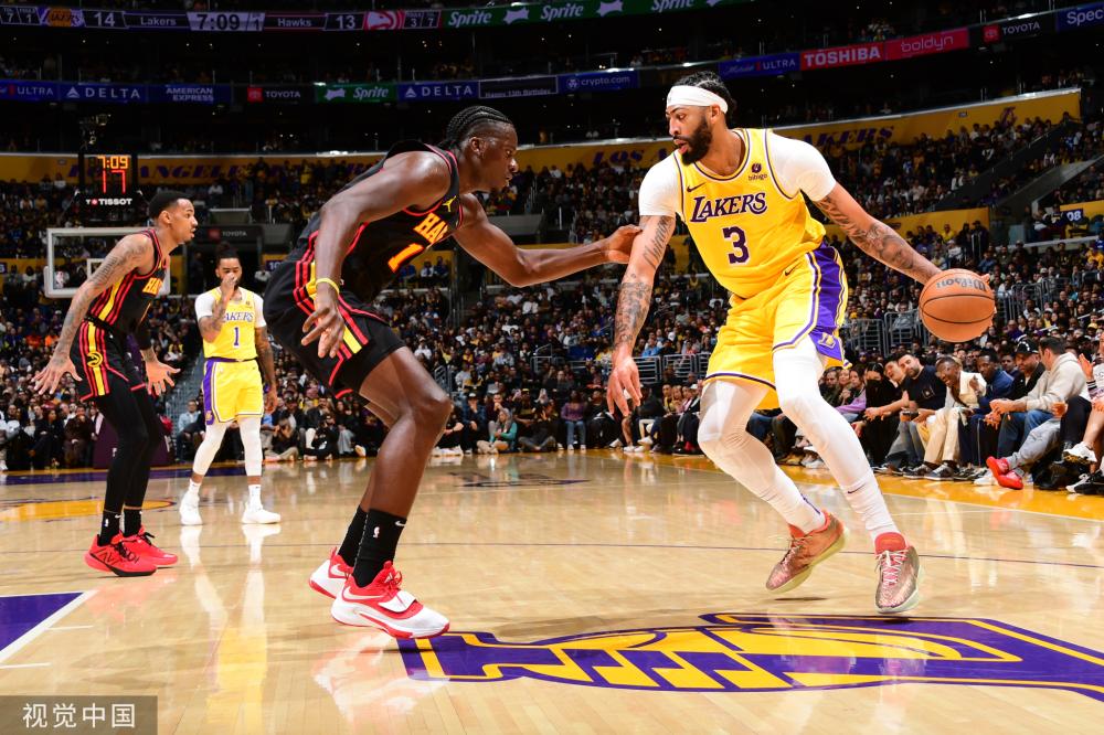 但每当他在 但每当他在