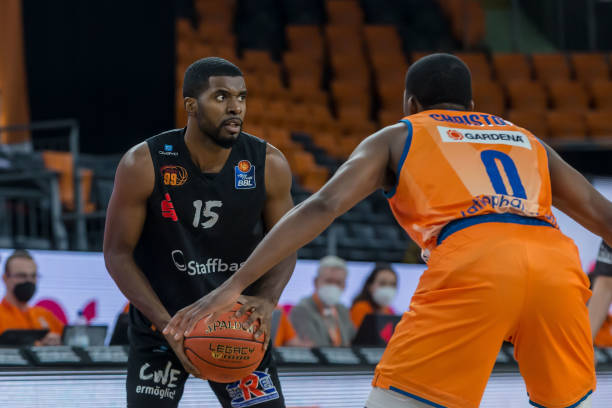 也曾因裁判 也曾因裁判