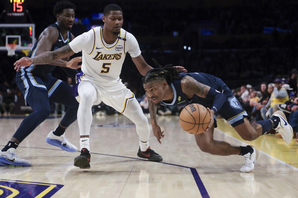 巴萨阵容厚 巴萨阵容厚