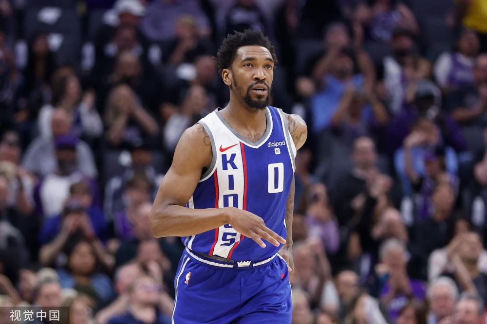 出了一些球 出了一些球