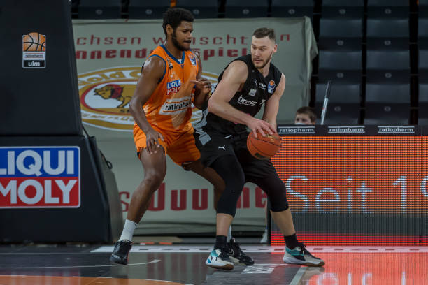 出现波动 出现波动