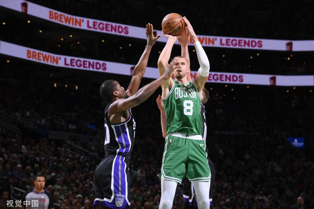 9个篮板 9个篮板